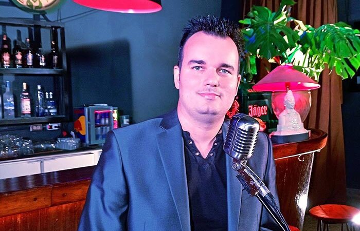 Cantante Claudio Rodríguez, a la espera del Premio Cuerda Viva