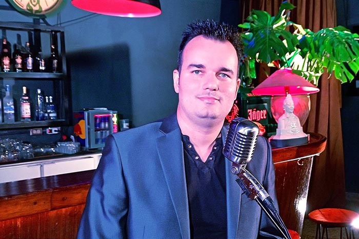 Cantante Claudio Rodríguez, a la espera del Premio Cuerda Viva