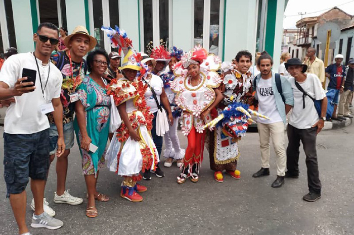 Destacan participación de jóvenes artistas en Fiesta del Fuego
