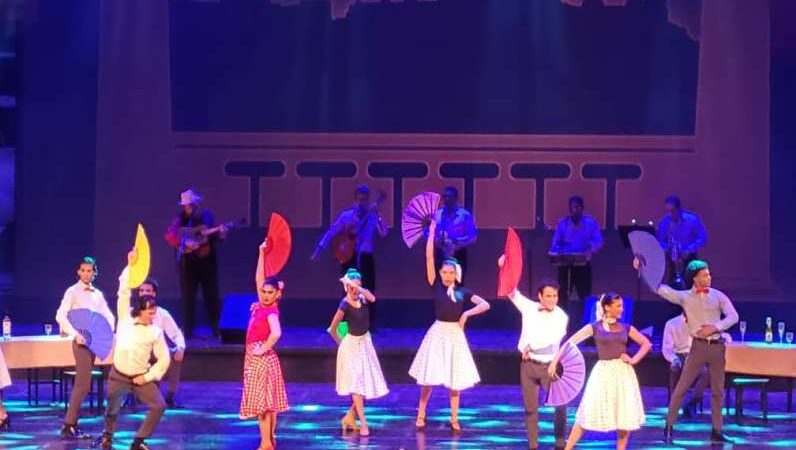 Continúa recorrido del Ballet Español de Cuba por la variada escenografía china