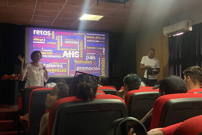 Estrenan este sábado el telefilme Invisibles