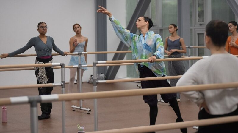 Imparte Viengsay Valdés clase magistral en el Ballet Nacional de Panamá