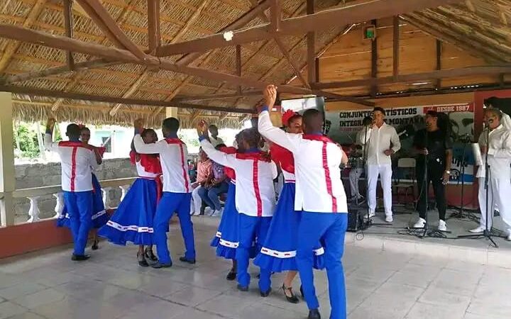 Acoge Santiago de Cuba Encuentro Nacional de Conjuntos Artísticos Integrales de Montaña