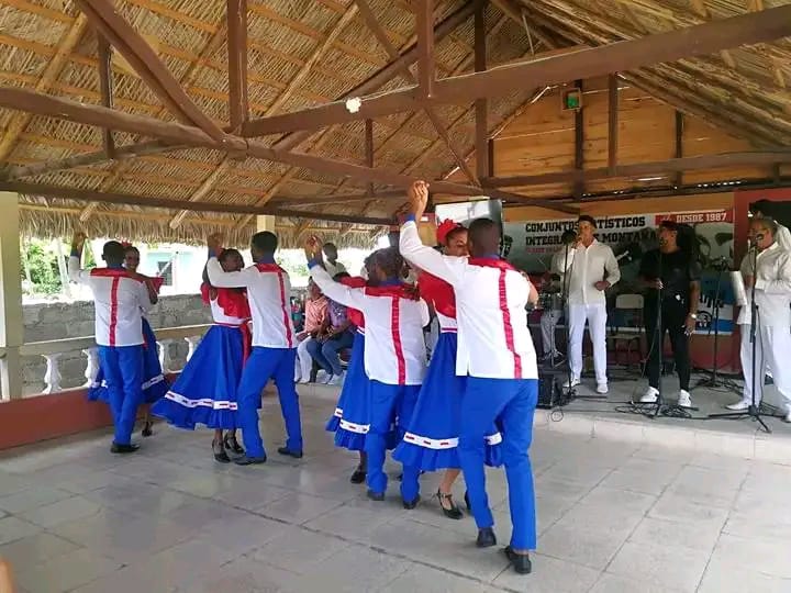 Acoge Santiago de Cuba Encuentro Nacional de Conjuntos Artísticos Integrales de Montaña