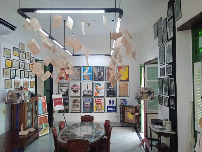 Exposición de carteles reverencia el cine en Cuba