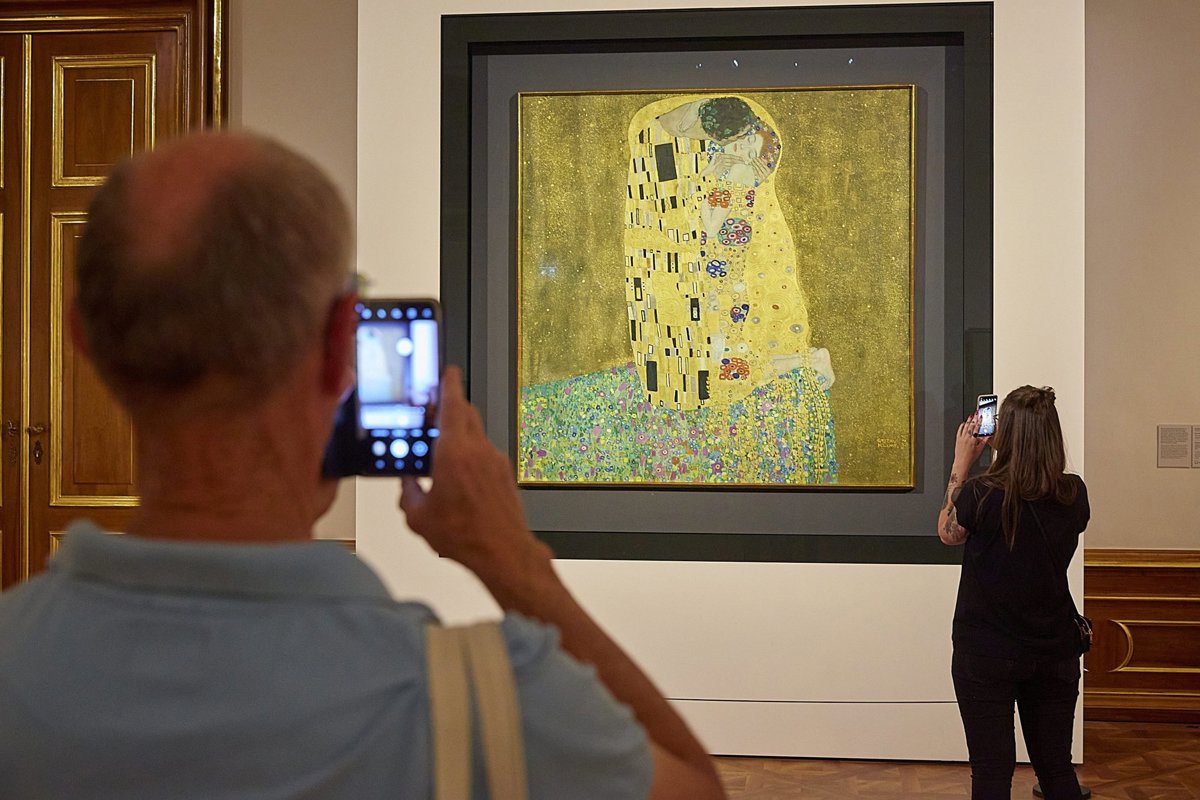 De las diez más famosas pinturas del mundo, El beso de Gustav Klimt, parte III