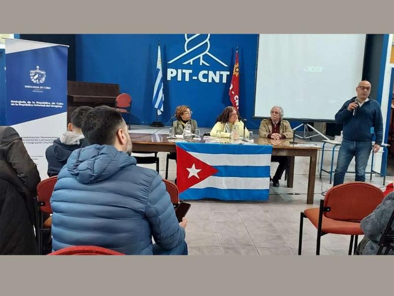 Presentan en Uruguay primera edición impresa con realidad aumentada de La Edad de Oro