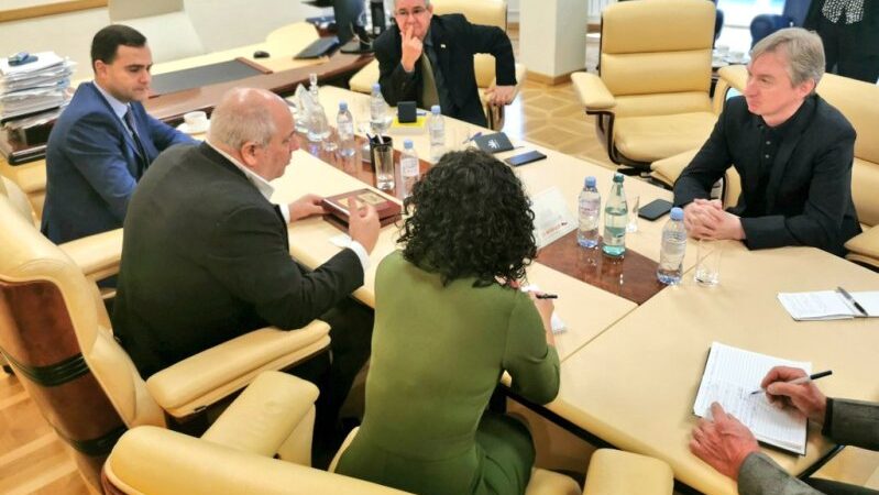 Anuncian Cuba y Rusia proyectos conjuntos en el sector cultural