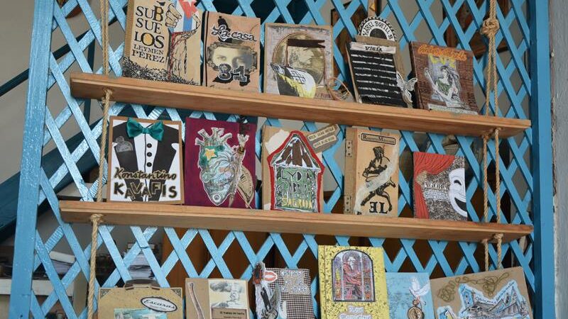 Premio Anual de Poesía América Bobia 2024, oportunidad para autores cubanos