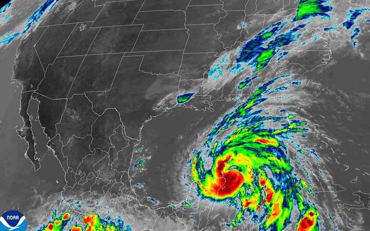 Helene provoca intensas lluvias y fuertes vientos a su paso por Cuba