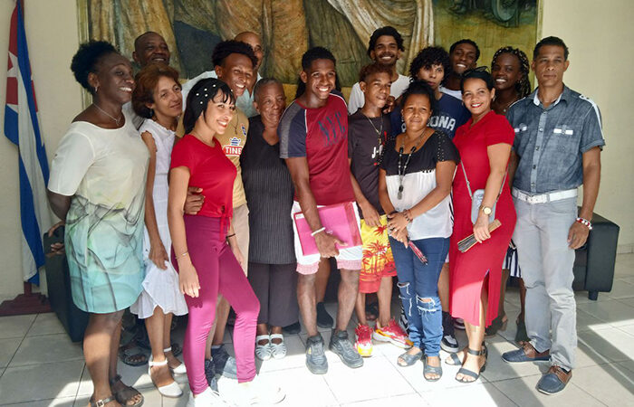 Inauguran unidad artístico docente de Estudio Teatral Macubá