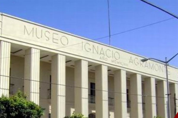 Museo patrimonial de Camagüey acoge nueva pieza de la artista Ileana Sánchez