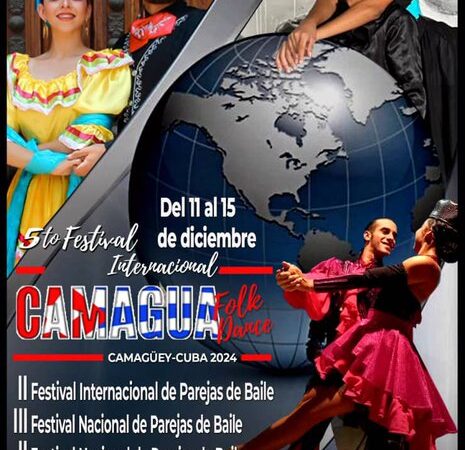 Parejas de baile a concurso en V Festival Internacional Camagua Folk Dance