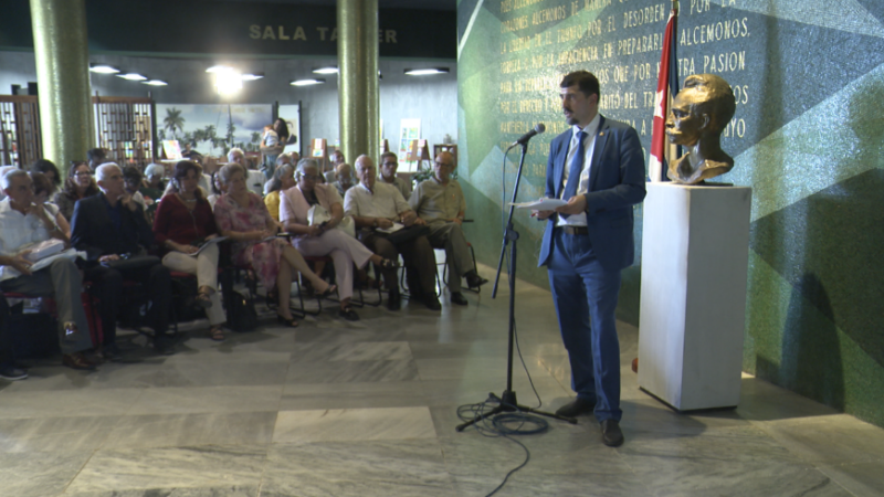 Sesiona en La Habana IV Simposio Internacional la Revolución Cubana