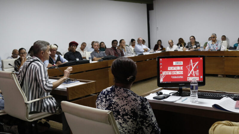 Diálogos sobre el arte, la ética y la sociedad distinguieron los debates en primera jornada del X Congreso de la Uneac