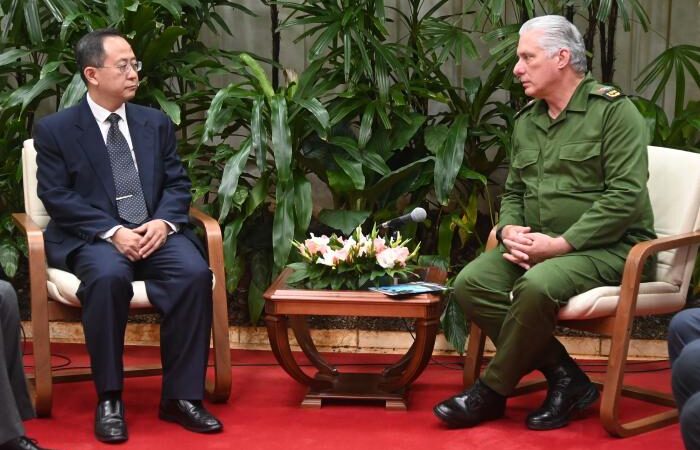Recibe Díaz-Canel al Vicepresidente de la Agencia Nacional de Cooperación Internacional para el Desarrollo de China