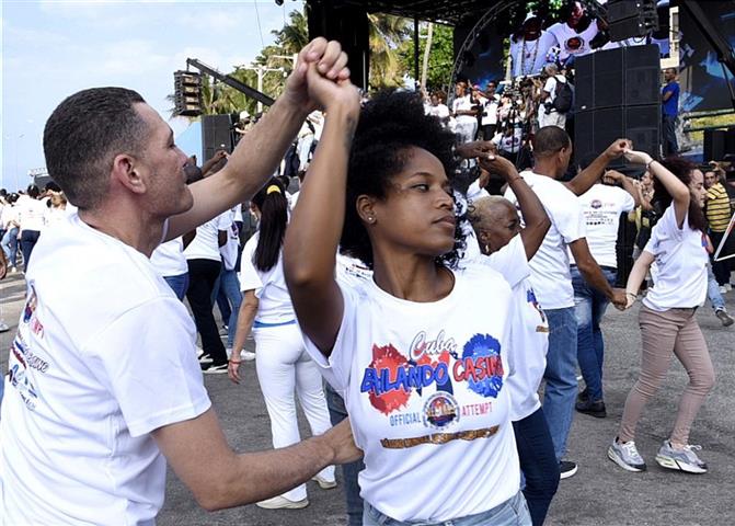 Bailadores de Casino cierran actividades por cumpleaños 505 de La Habana