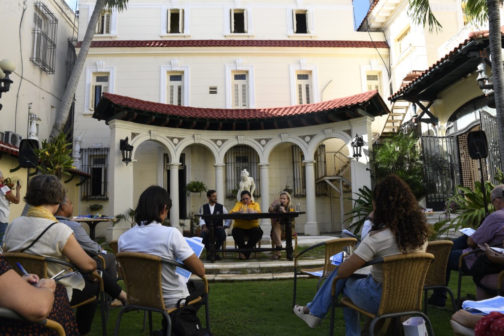 Unesco propone ruta socioemocional contra daños de huracanes en Cuba