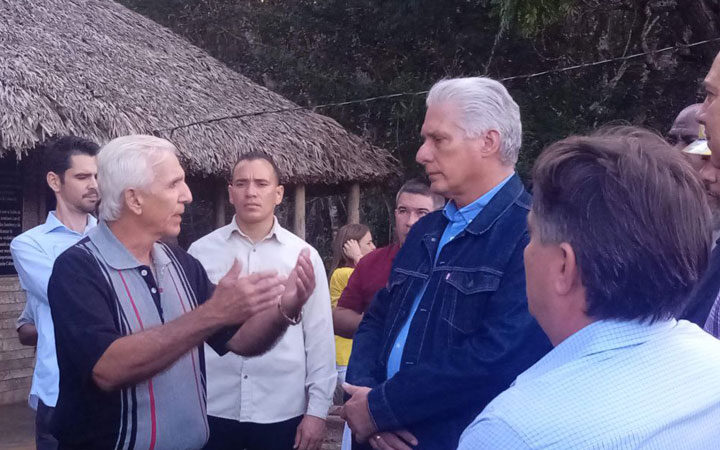 Díaz-Canel este martes, donde el Comandante en Jefe Fidel Castro cenó con los carboneros hace 65 años