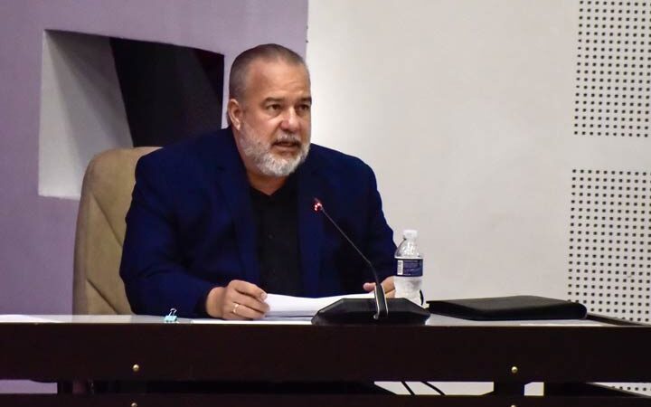 Manuel Marrero Cruz informa proyecciones de Gobierno en X Legislatura de Asamblea Nacional del Poder Popular