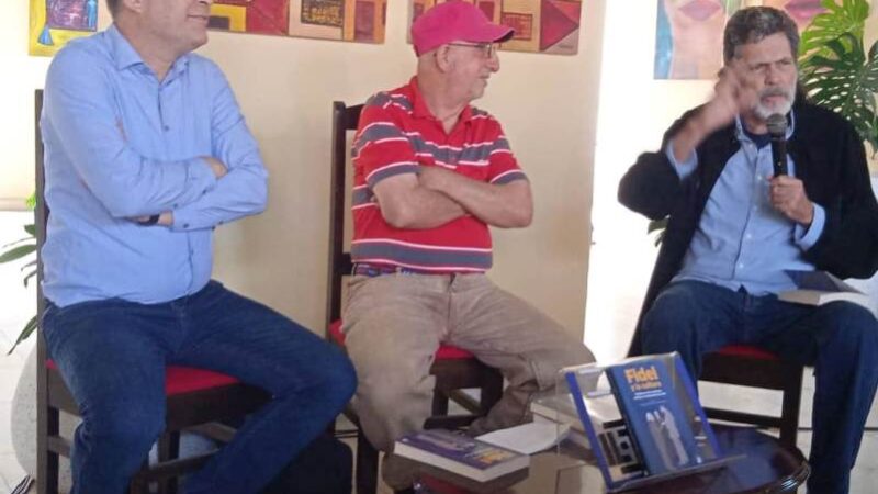 Presentan en Villa Clara libro con discursos de Fidel Castro sobre la cultura