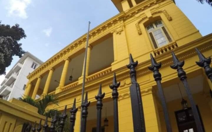 Programa del ALBA Cultural dedica espacio a la poesía cubana