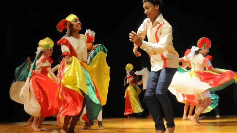 Ballet Folklórico Babul: Tres décadas de rica herencia cubana