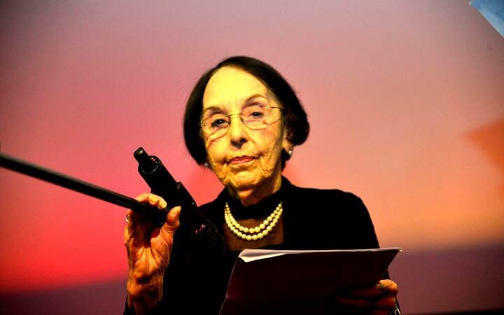 Premio Coral de Honor del Festival del Nuevo Cine Latinoamericano para Carole Rosenberg