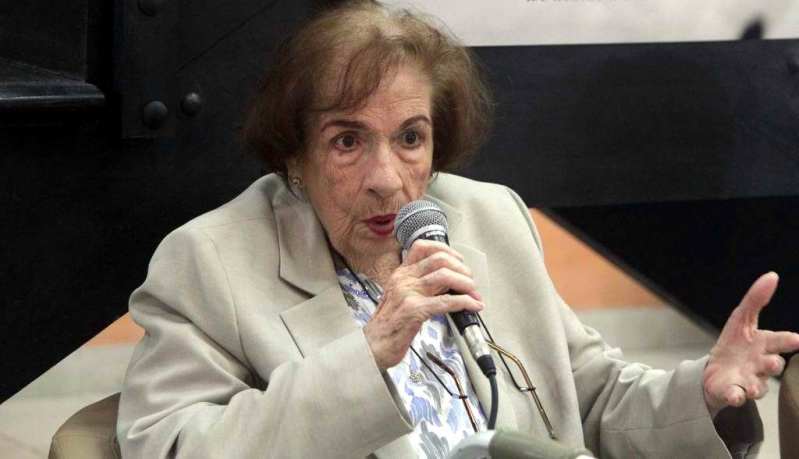Dedicarán El elogio oportuno a programa televisivo Escriba y lea