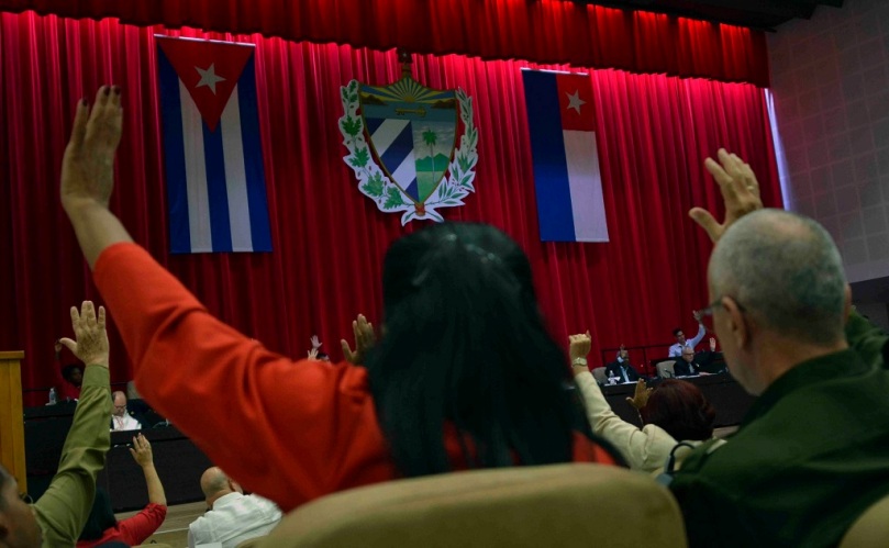 Parlamento cubano aprueba Ley del Notariado