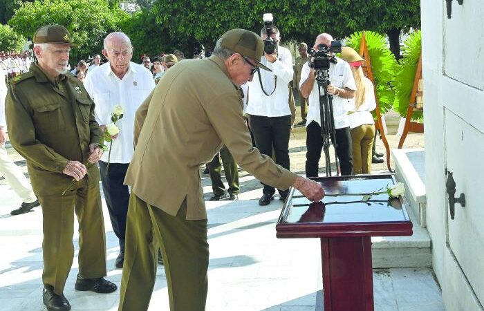 Tributo al Comandante del Ejército Rebelde Julio Camacho Aguilera