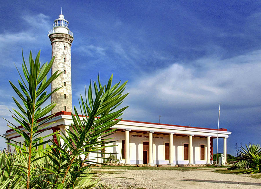 Gotas del saber y el faro de Punta Lucrecia