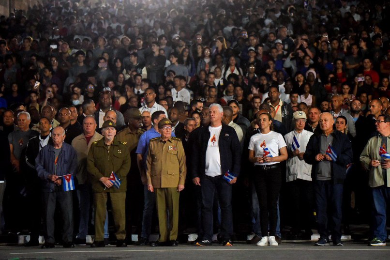 Encabezan Raúl Castro y Díaz-Canel Marcha de las Antorchas