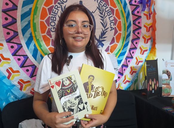 Obras de José Martí con sello guatemalteco en feria habanera