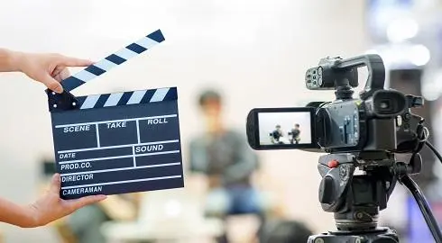 Las relaciones entre el cine y la televisión en beneficio de la cultura de los públicos