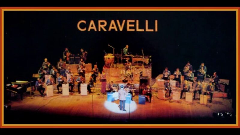 Un lugar en el aire, Caravelli y su orquesta