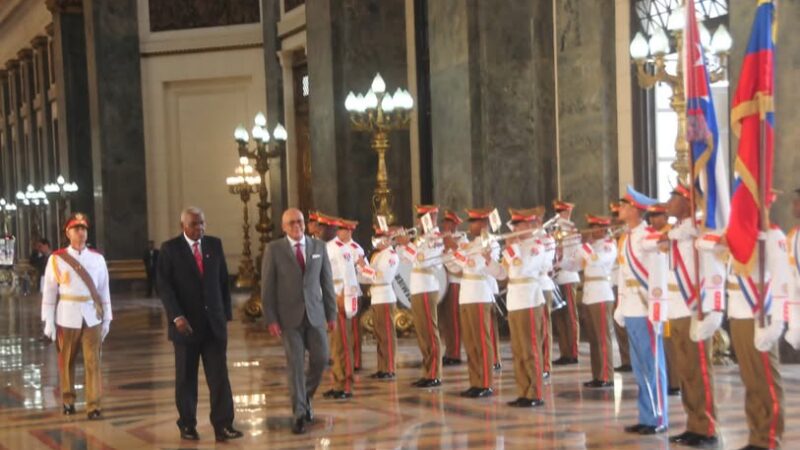 Recibe presidente de la Asamblea Nacional del Poder Popular a su homólogo venezolano