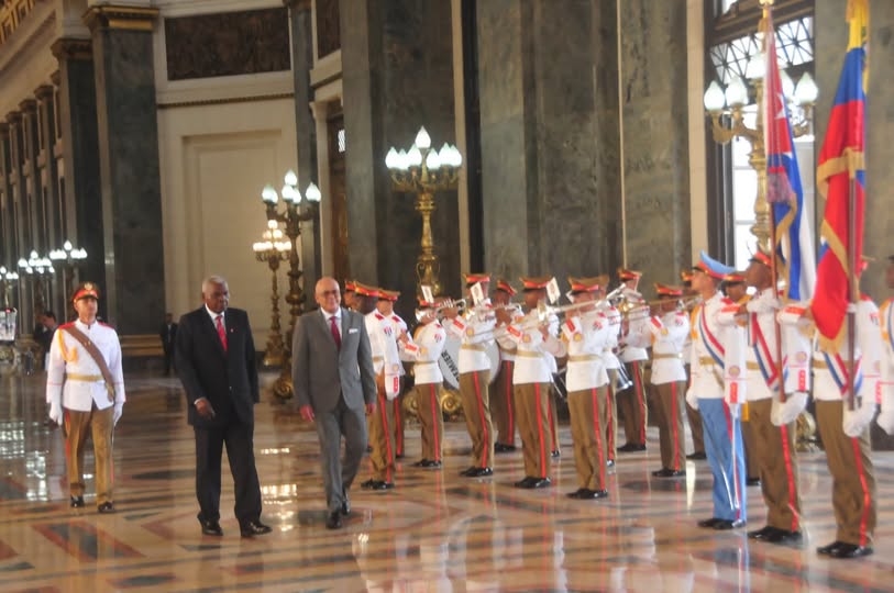 Recibe presidente de la Asamblea Nacional del Poder Popular a su homólogo venezolano