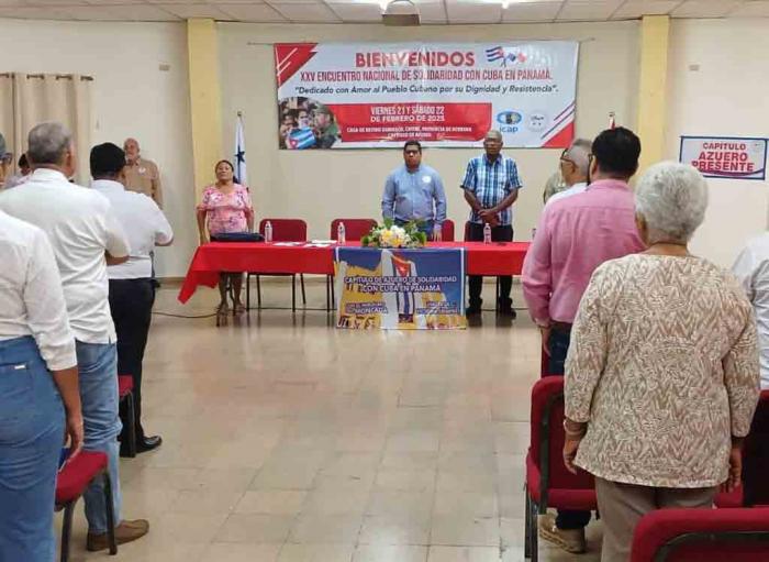 Caravana contra bloqueo de EE.UU. a Cuba cierra foro solidario en Panamá
