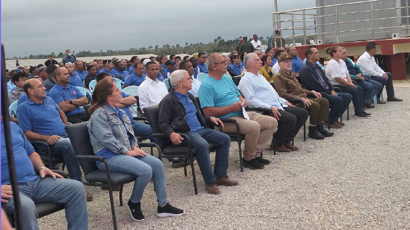 Inauguran primer parque solar fotovoltaico de Cuba