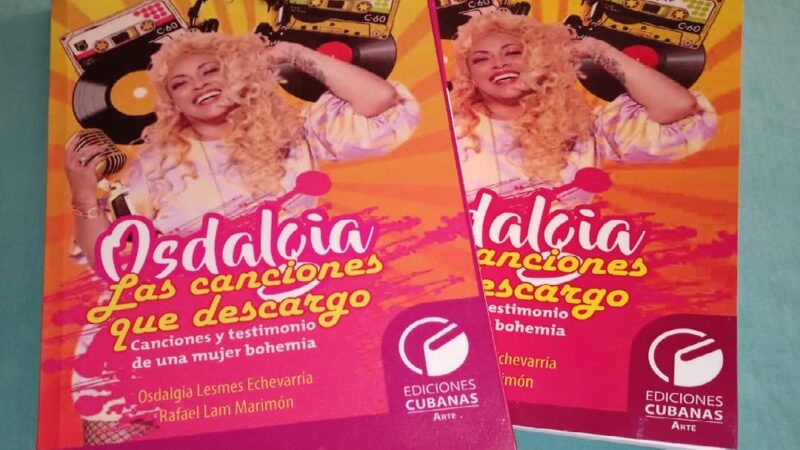 Presentan en 33º Feria del Libro título de la Dama de la canción Osdalgia