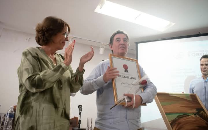 Premio Internacional Dulce María Loynaz para Luis García Montero en jornada inaugural del Foro Literario de la Uneac
