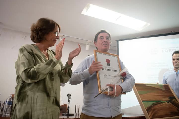 Premio Internacional Dulce María Loynaz para Luis García Montero en jornada inaugural del Foro Literario de la Uneac