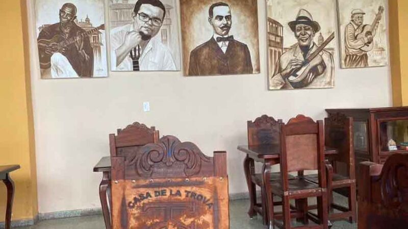 Realizan imagen sobre lienzo del recién fallecido trovador Eduardo Sosa