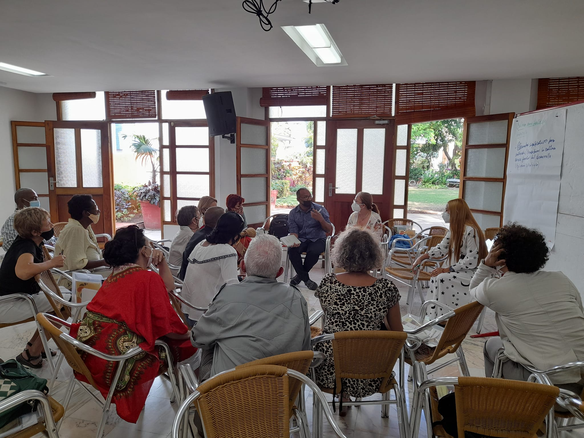 Foro de escritores con paneles y homenajes en la Uneac