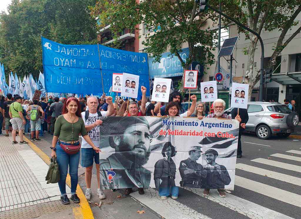 Rinden tributo a diplomáticos cubanos víctimas de dictadura argentina