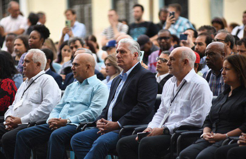 Asiste Díaz-Canel a la apertura del IV Coloquio Internacional Patria