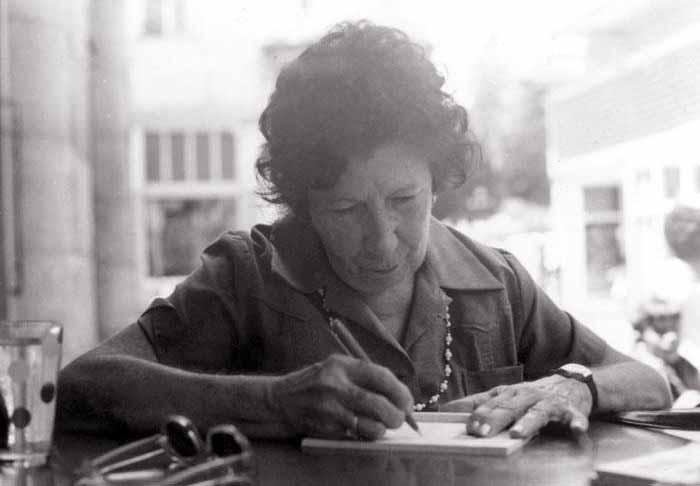 Dora Alonso y el universo infinito de la infancia