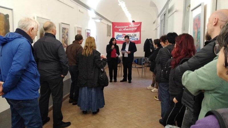 Exposición en Italia homenajea a la heroína cubana Celia Sánchez