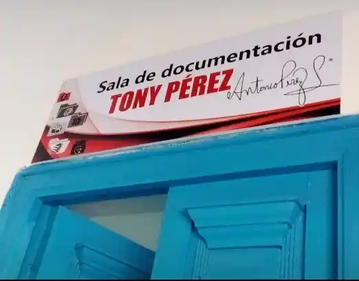 Inaugura la Uneac su primera sala de documentación